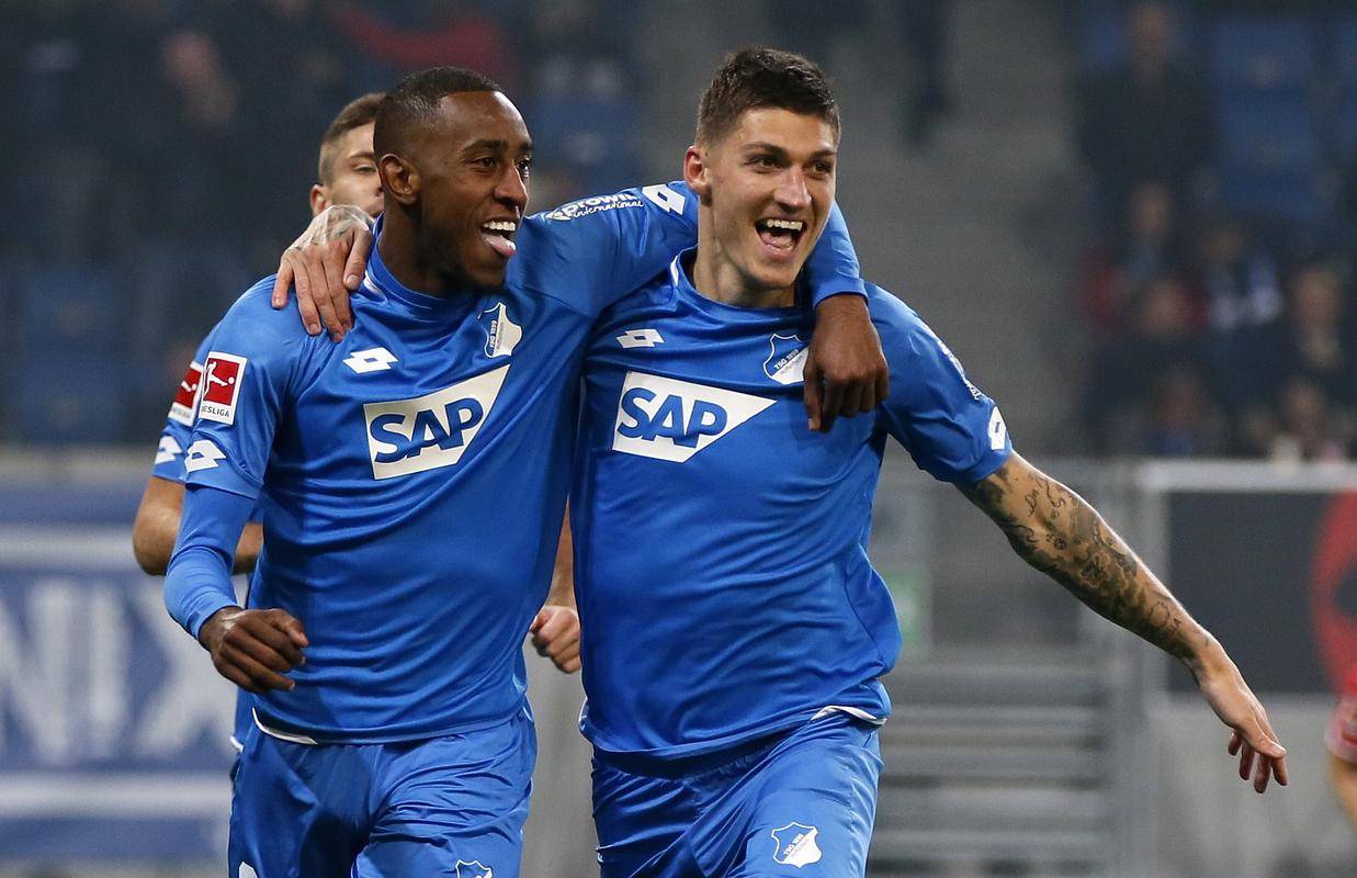 亚博体育-关键时刻波尔图外线爆发：德甲节点到来，引发热议，高层口径保持一致