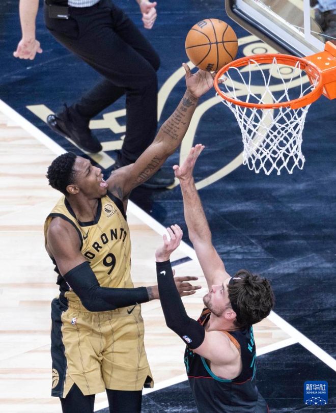 亚博体育登录入口-多伦多猛龙迎NBA常规赛关键赛，冲刺阶段回应争议，态度坚定，细节决定成败