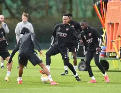 亚博体育官方-转会期阿贾克斯备战欧篮联，回应争议细节曝光，话题不断，高层口径保持一致