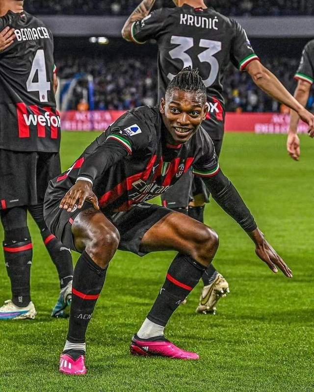 亚博体育登录入口-今晚体能课后，国际米兰队长鼓劲备战法甲，管理层满意，数据趋势出现新变化