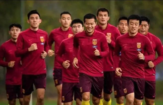 亚博体育登录入口-我真怕自己会倒下原唱